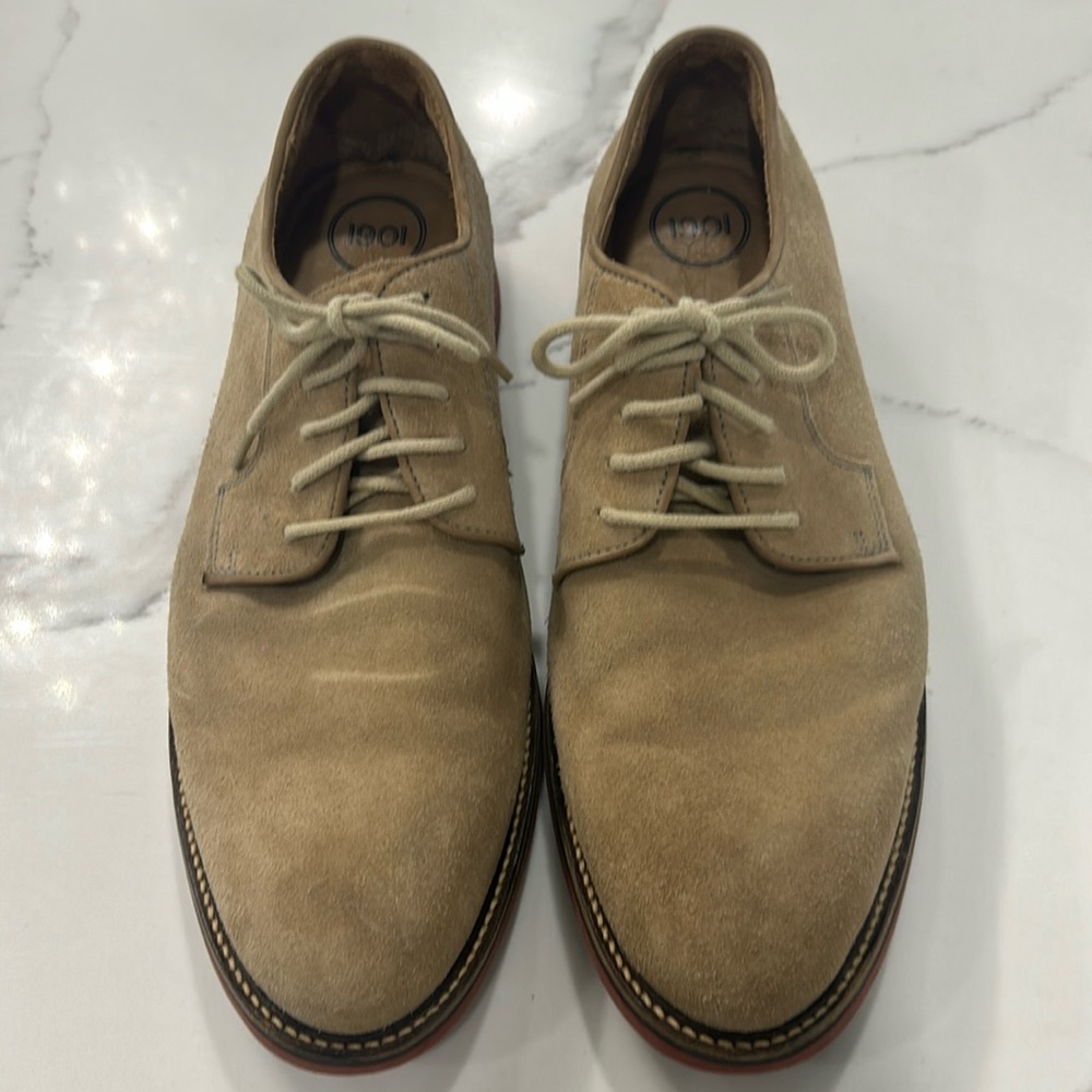 1901 Men’s‎ Tan Suede Oxfords. Size 11M